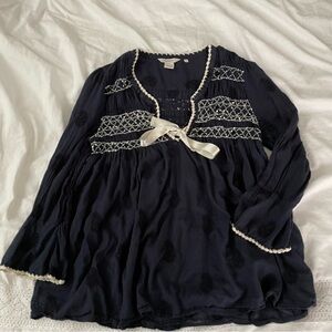 Sundance MEDIUM Blouse Navy Blue Peasant Embroidered Sequined Long Sleeves